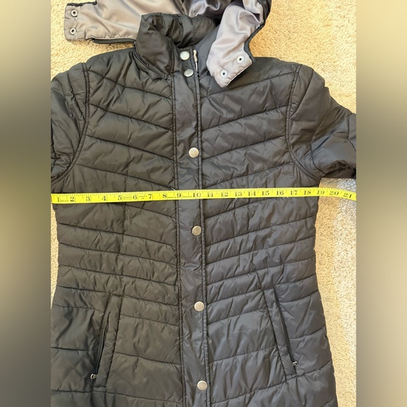 Women's Tek Gear SZ M Black Quilted Hooded (detachable) coat. Knee length. - Picture 7 of 11